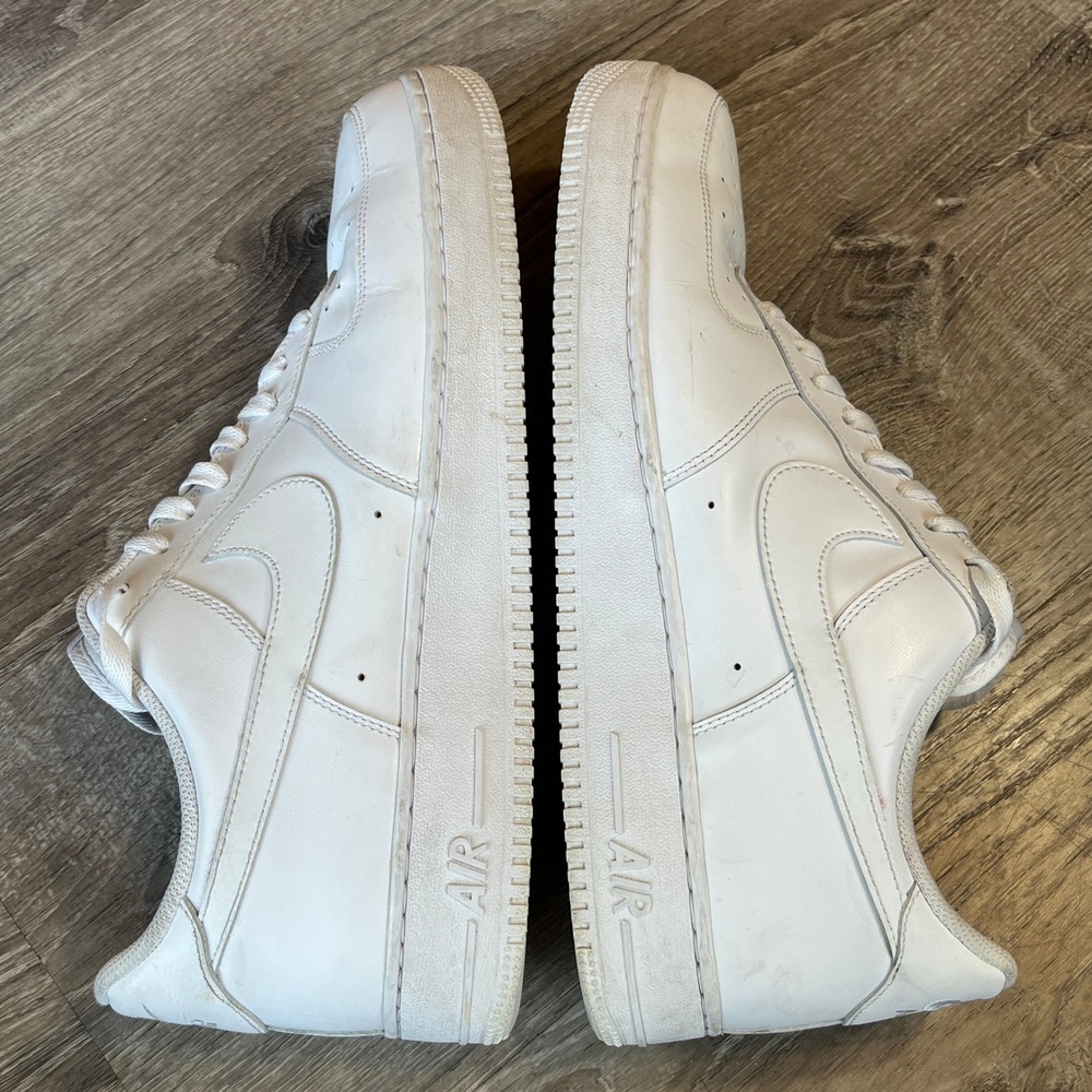 Nike Air Force 1 07 Low Triple White Leather Sneakers CW2288-111 Mens Size 15